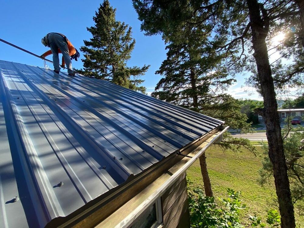 What a New Roof Costs in Sherman Oaks This Year