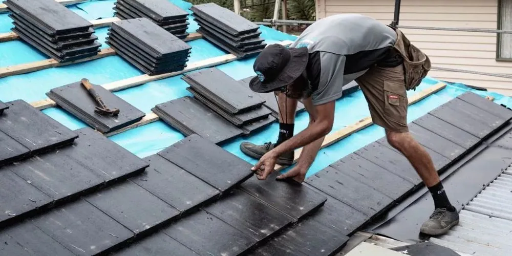 What a Tile Re-Felt Costs in Sherman Oaks — Long-Term View