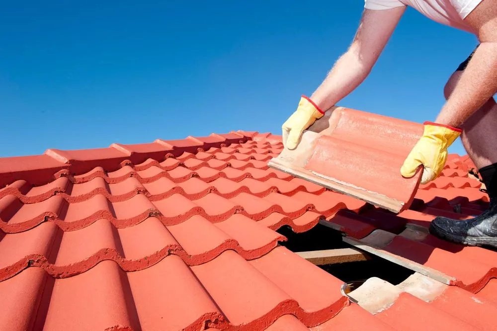 What a Tile Re-Felt Costs in Southern California — Step by Step