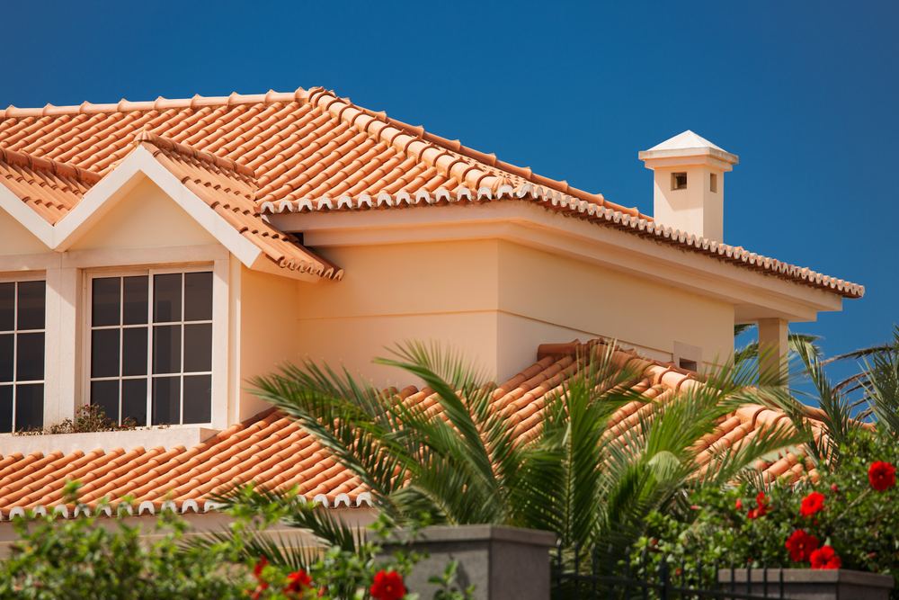 Clay vs Concrete Tile in the Sherman Oaks Climate — Costs and Timelines